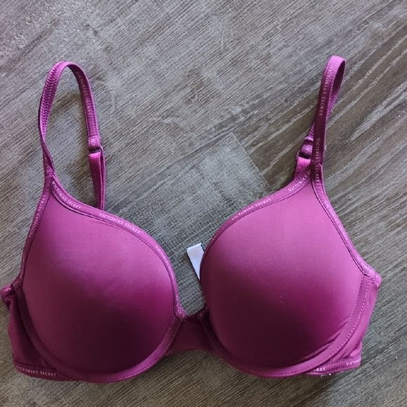 NWOT Victoria's Secret Pink T-Shirt Bra - Picture 1 of 11